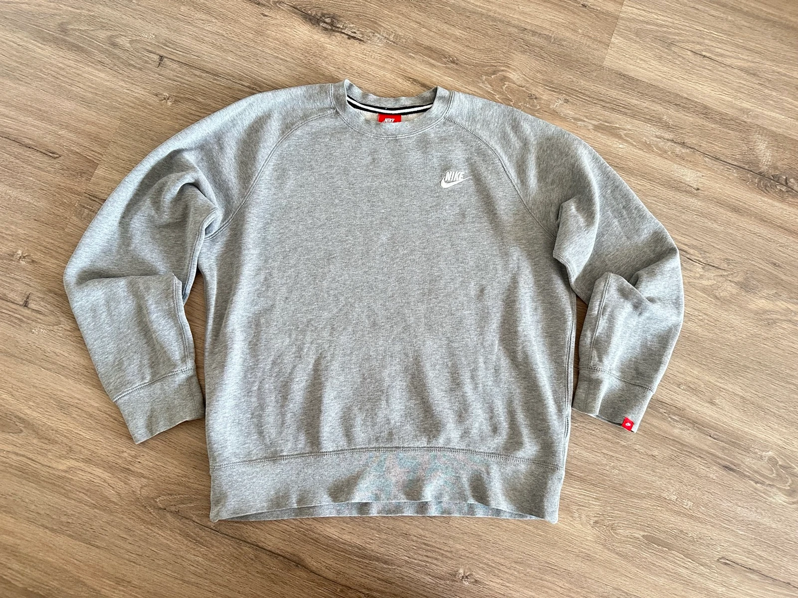 Sudadera Nike Hombre Talla M Gris Logo Bordado Crewneck Fleece